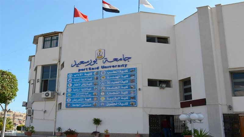 شرين دسوقي عميد كلية