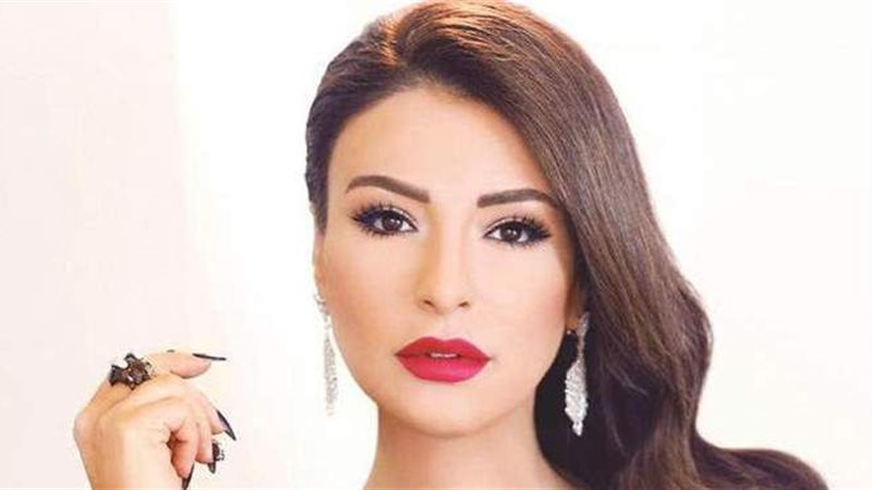 الفنانة ماجي بو غصن،