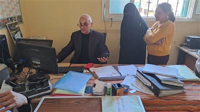 جولة ميدانية للقوى العاملة على مكاتب العمل ومواقع الإنتاج بالبحر الأحمر