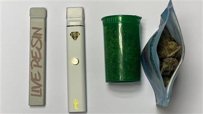 ضبط محاولة تهريب كمية من المواد المخدرة بمطار الغردقة