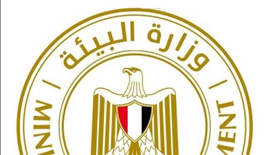  البيئة تشكل لجنة لمعاينة التلوث الزيتي بشواطئ السويس