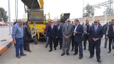 محافظ الجيزة: دعم منظومة النظافه بسيارات جديدة  قيمتها 146 مليون جنيه (صور) 