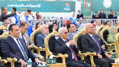 وزير التعليم ومحافظ السويس يشهدان فعاليات نهائي مسابقة 