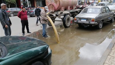 التعامل الفوري لشفط وكسح تجمعات مياه الأمطار في الدقهلية