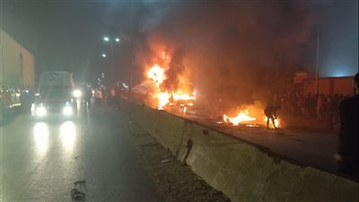 إخماد حريق شب في سيارة نقل على الطريق الزراعي بالقليوبية