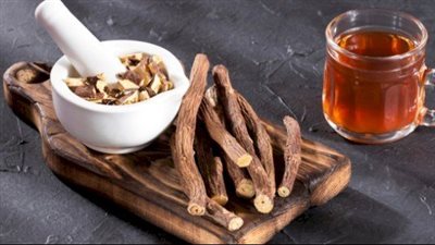 ماذا يحدث بجسمك عند تناول كوب من العرقسوس؟