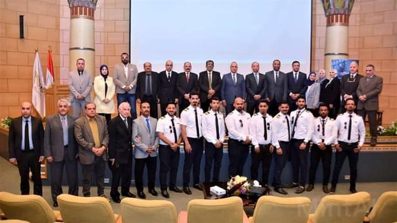 تخرج دفعة جديدة بالأكاديمية