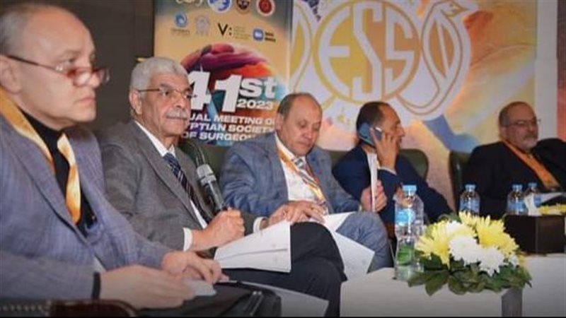 الدكتور أحمد القاصد