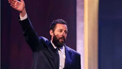  آدم ساندلر يفوز بجائزة مارك توين للكوميديا