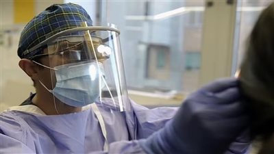 علماء يطورون أنفا اصطناعيا من مكونات كريم البشرة في بريطانيا