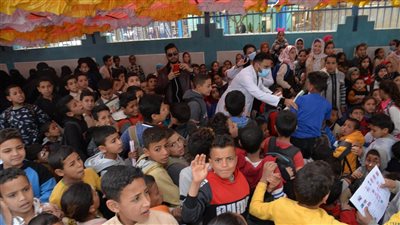 انطلاق قافلة علاج الأسنان بقرية عرب مطير في أسيوط