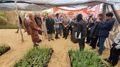 محافظ شمال سيناء يتفقد عددا من المشروعات بالشيخ زويد