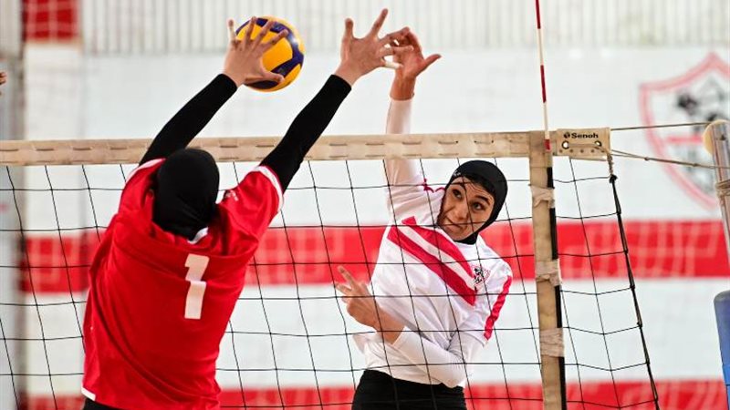 الكرة الطائرة سيدات،