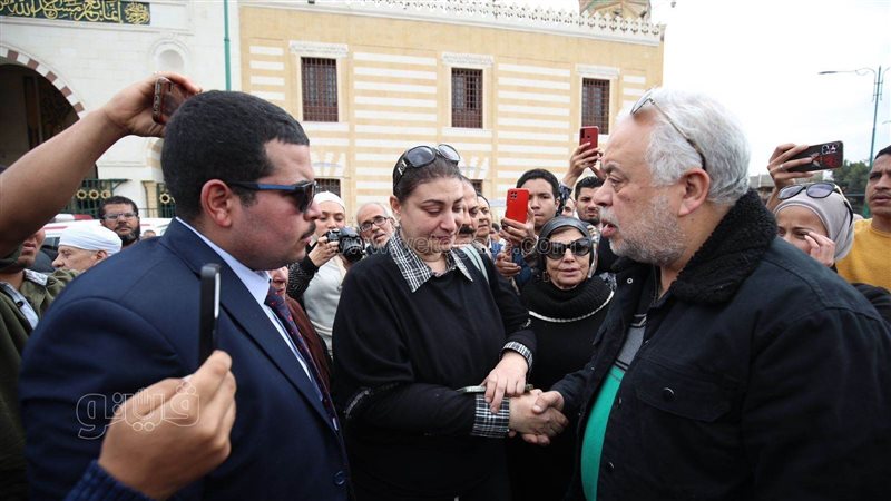 جنازة الفنانة لبني