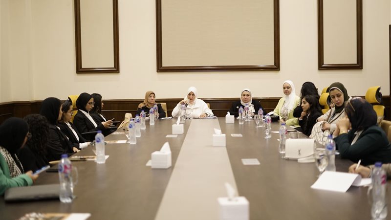 جانب من الندوة، فيتو