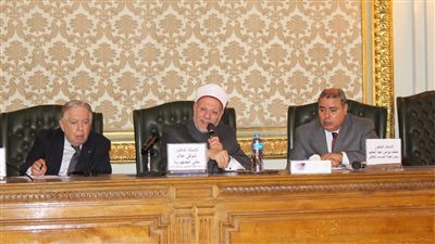 المفتي: الشريعة إن كانت تتمثل في شيء فإنما تتمثل في السعة والمرونة والتيسير 