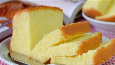 طريقة عمل الكيكة العادية الهشة، قدميها بنكهات مختلفة ومذاق لا يقاوم 