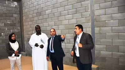 مستثمرو نصر النوبة بمحافظة أسوان يتسلمون وحداتهم الصناعية بمجمع الهيئة