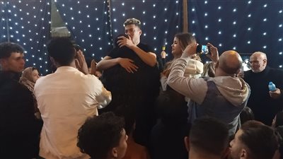  والدة إمام عاشور تحتفل بـ 