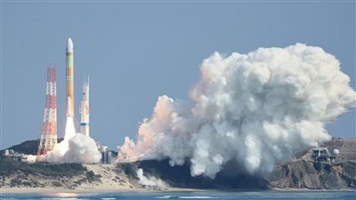 علماء فلك يدعون لحظر أقمار صناعية للحد من التلوث الضوئي