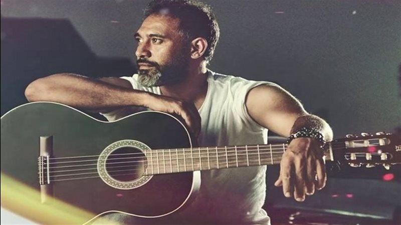 عمرو مصطفي، فيتو