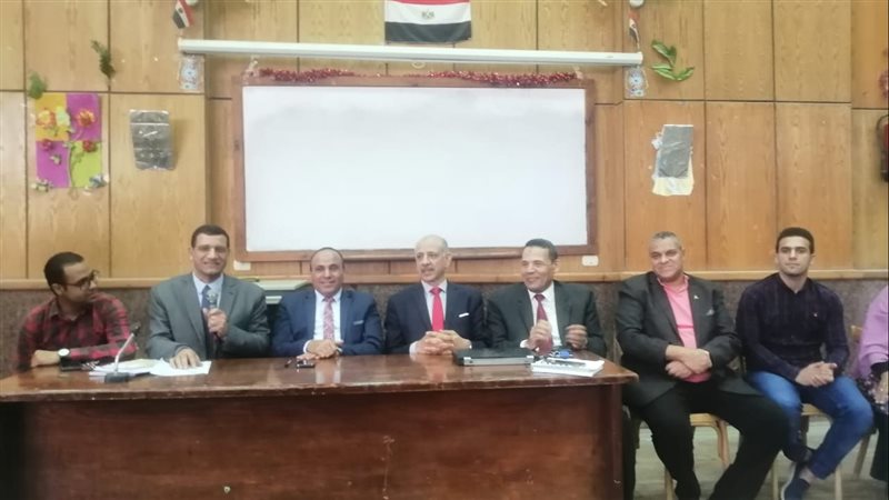 جانب من الندوة