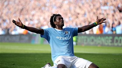 اعتزال أسطورة توجو إيمانويل اديبايور 