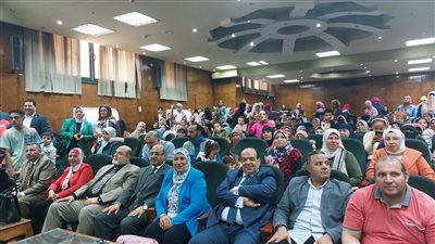 جامعة الفيوم تحتفل بأمهات الأطفال من ذوي الهمم 