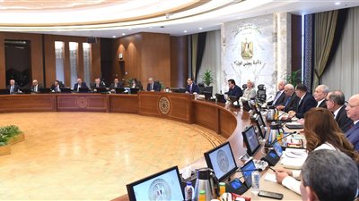 اجتماع مجلس المحافظين، قرار عاجل لمدبولي بشأن الرقابة على منافذ ومعارض بيع السلع