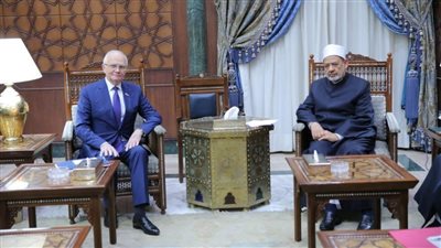 الإمام الطيب: الأزهر إنساني المذهب عالمي الدعوة إلى السلام والأخوة الإنسانية