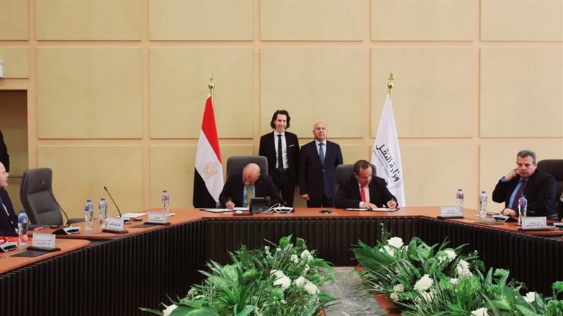 كامل الوزير يشهد
