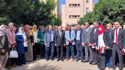 جامعة بنها تفتتح 3 معارض بكلية التربية النوعية