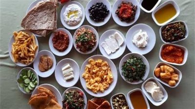 تكلفة وجبة السحور في رمضان، الفول والبيض والجبنة بـ 60 جنيها