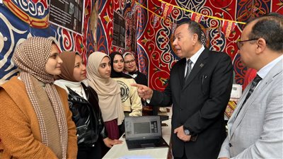 ورشة عمل لطلاب عمارة المنصورة الجديدة عن تكنولوجيا البناء 