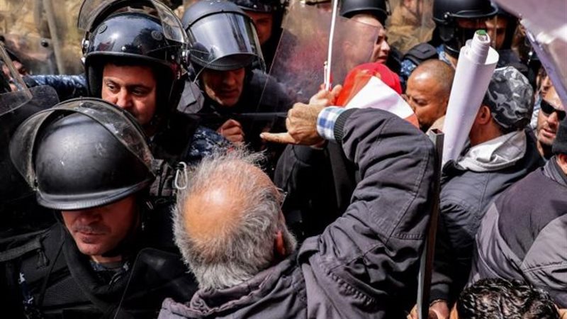 اشتباكات لبنان، فيتو