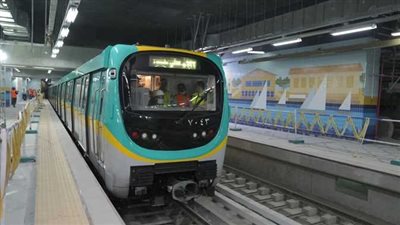 الخط الثالث للمترو يشجع الأهلى ضد الرجاء بهذه الطريقة 