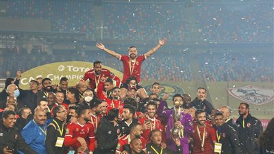 خطة‭ ‬الأهلي‭ ‬لاستعادة “الأميرة الأفريقية”.. جلسة الجزيرة تحسب مطالب كوبر.. ولجنة التخطيط تطلب الحماية من “السوشيال ميديا”