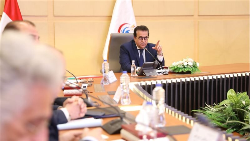 د.خالد عبدالغفار،