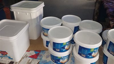 ضبط 2000 عبوة زبادي وجبن فاسدة معروضة للبيع داخل ماركت بطنطا (فاسدة)