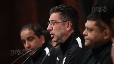 فيتوريا يرد على وجود انفلات داخل معسكر منتخب مصر (صور)