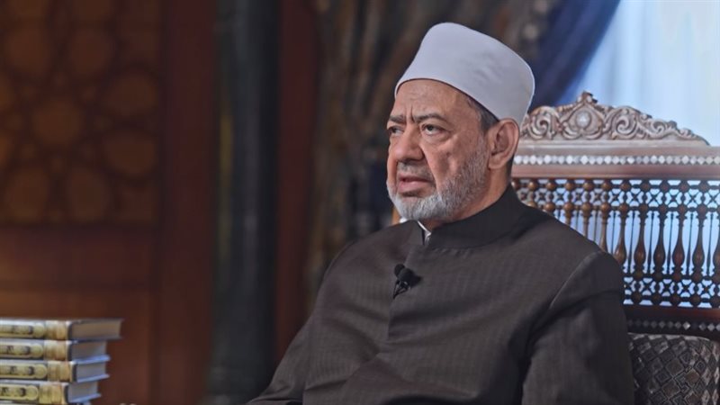 الدكتور أحمد الطيب