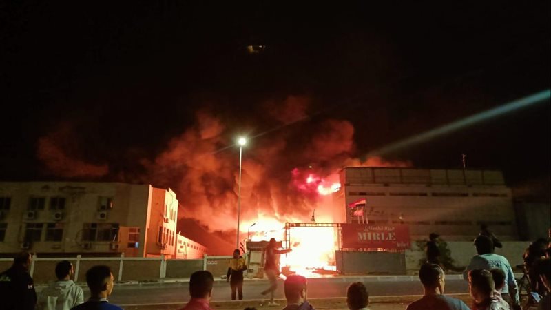 مصنع مراتب بالعبور،
