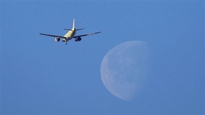 كان بين الركاب، طيار خارج الخدمة ينقذ طائرة من كارثة جوية