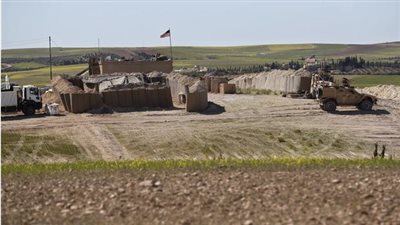 مقتل أمريكي وإصابة 5 جنود بهجوم طائرة مسيرة إيرانية في سوريا، والجيش الأمريكي يرد