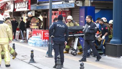 مصرع شخصين وإصابة 3 آخرين في حريق فندق ومستشفى بتركيا