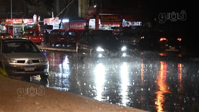 برق ورعد.. مشاهد رائعة في سماء القاهرة والجيزة (فيديو) 