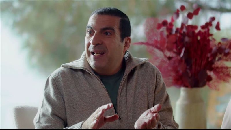  الدكتور عمرو خالد،
