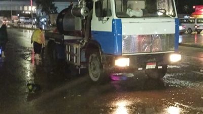 تكليفات عاجلة من محافظ الجيزة لمسؤولي الأحياء بمواجهة الأمطار (صور)