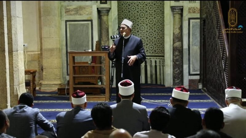 الدكتور عبدالمنعم