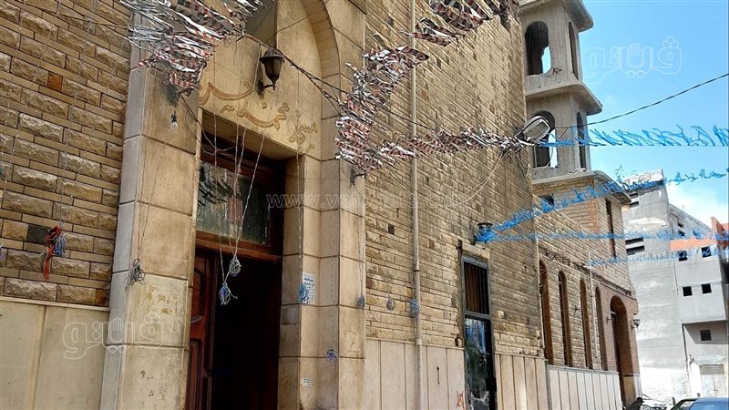 دماء المؤذن علي باب